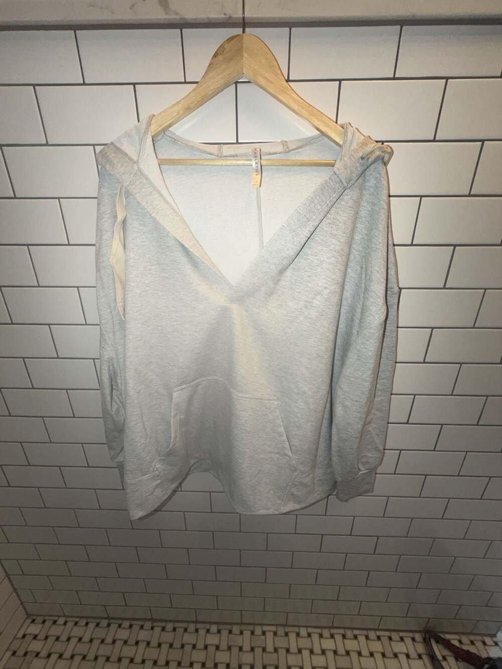 Fabletics Ariana Hoodie Lightweight V-Neck Pullover with Kangaroo Pocket